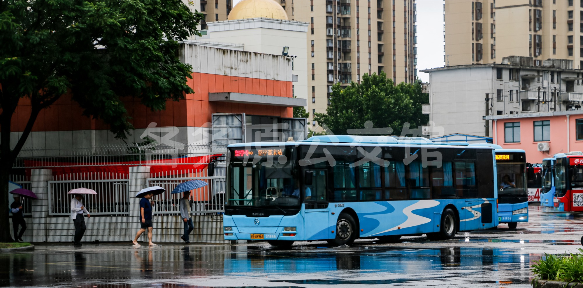 XML6125JHEVA5C1图片