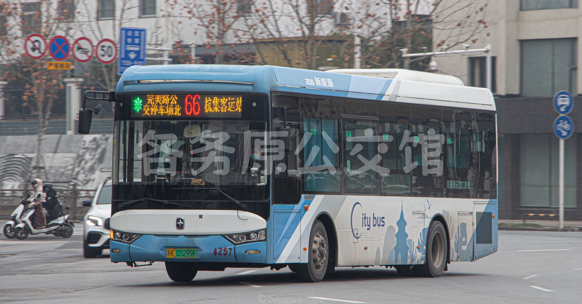扬州公交 - JS6108GHEV21