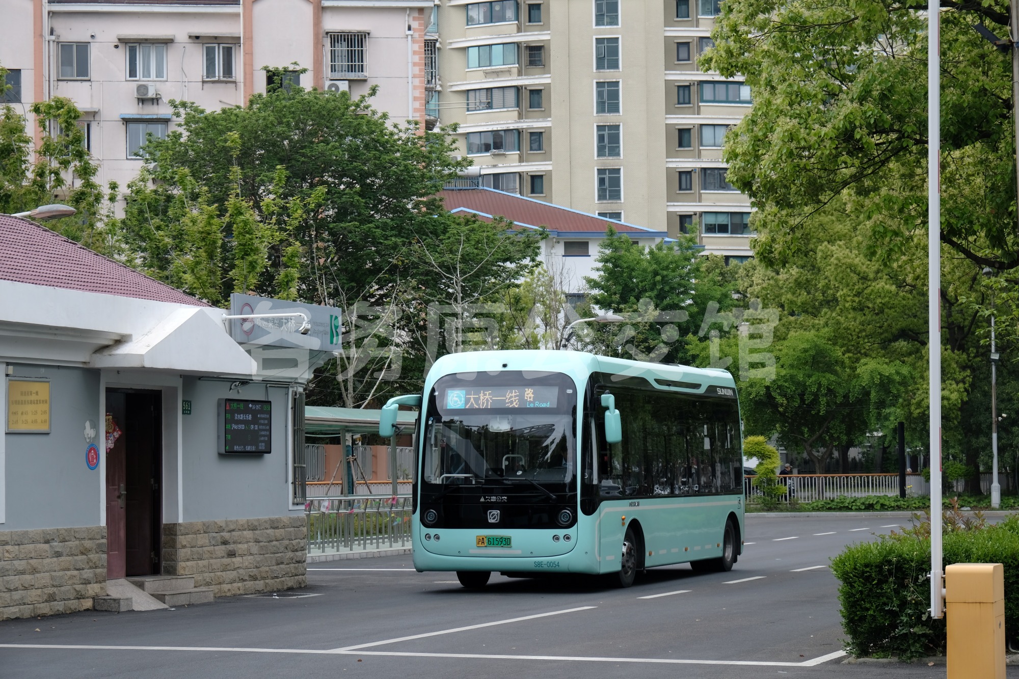 久事公交 - SWB6800EV01G