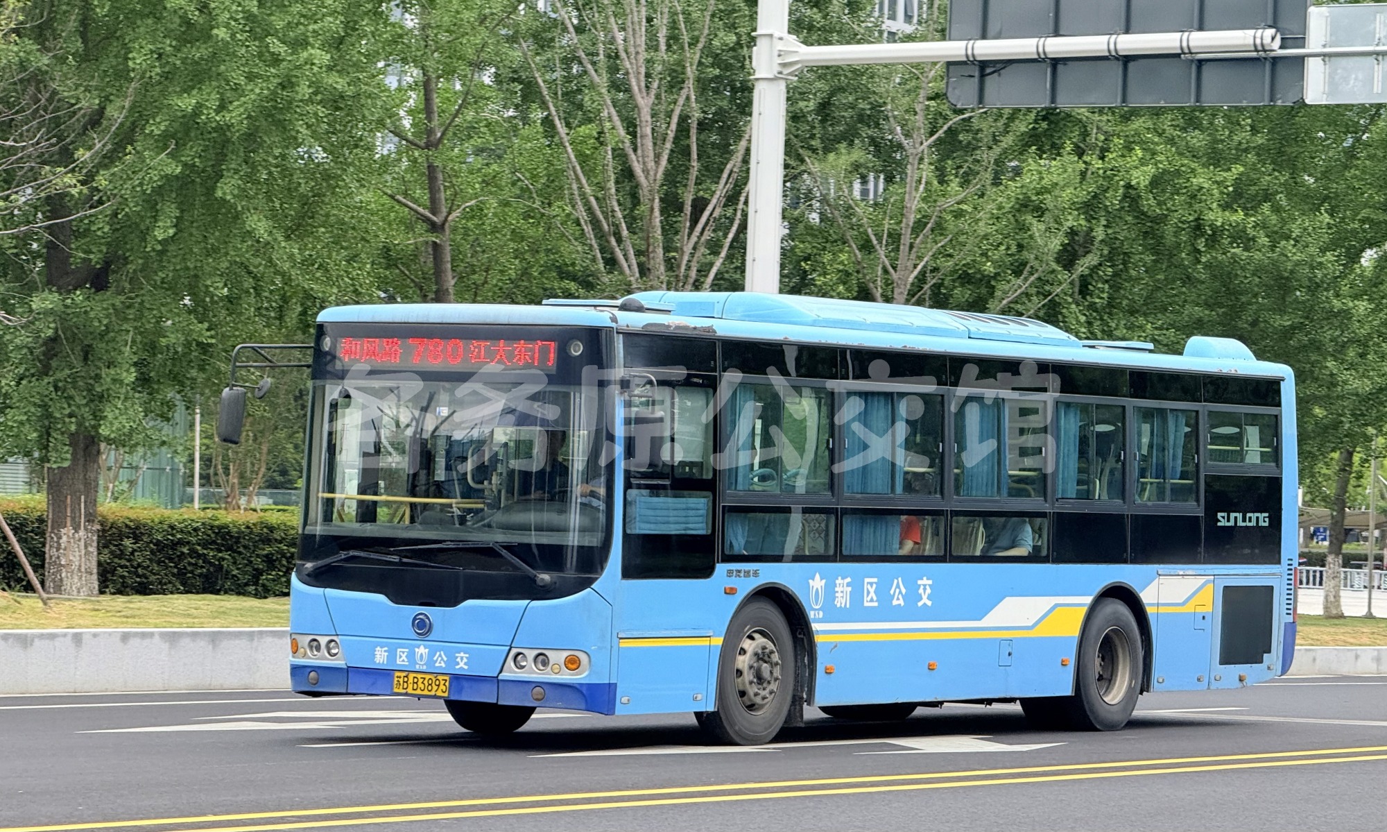 热门图片