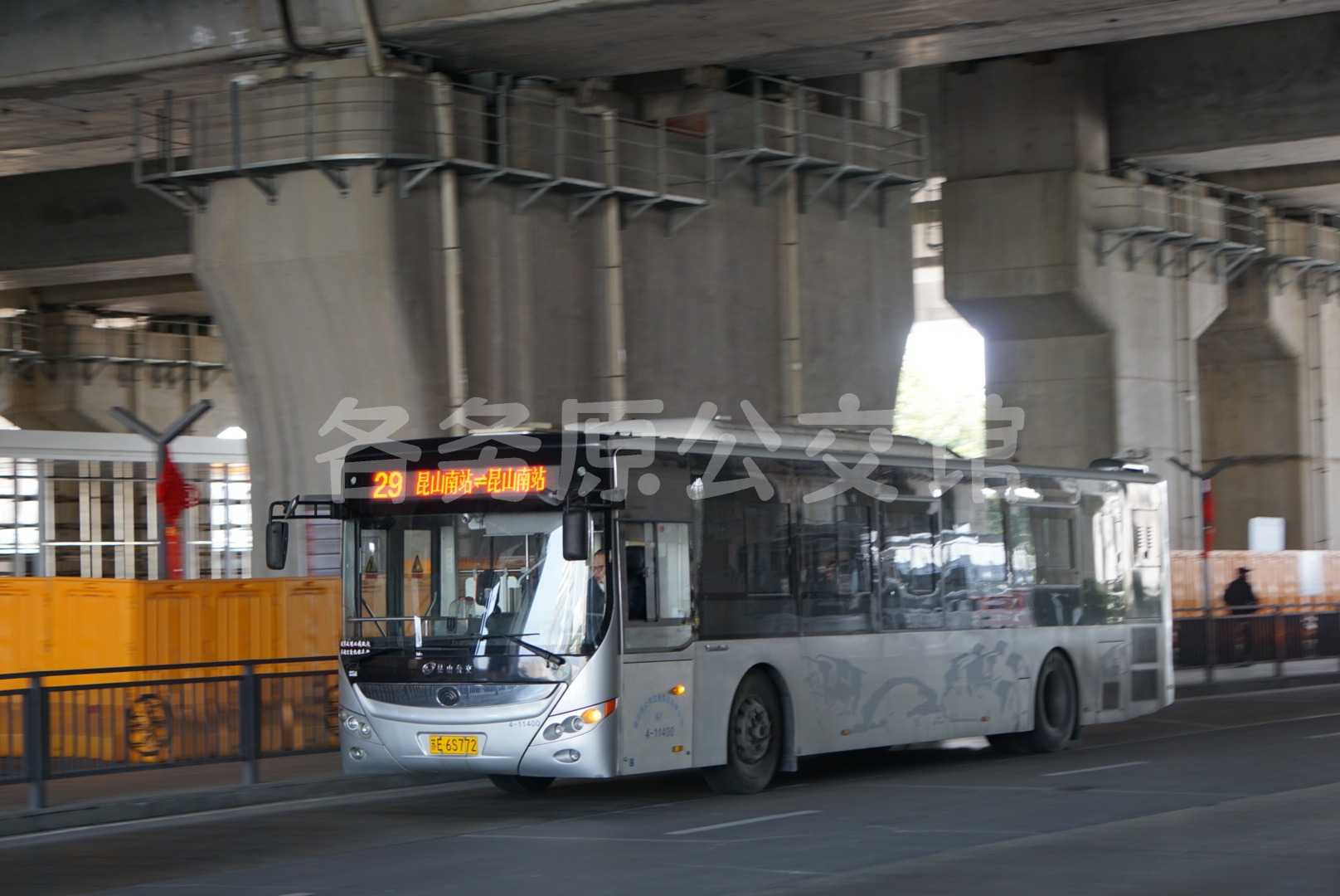 热门图片