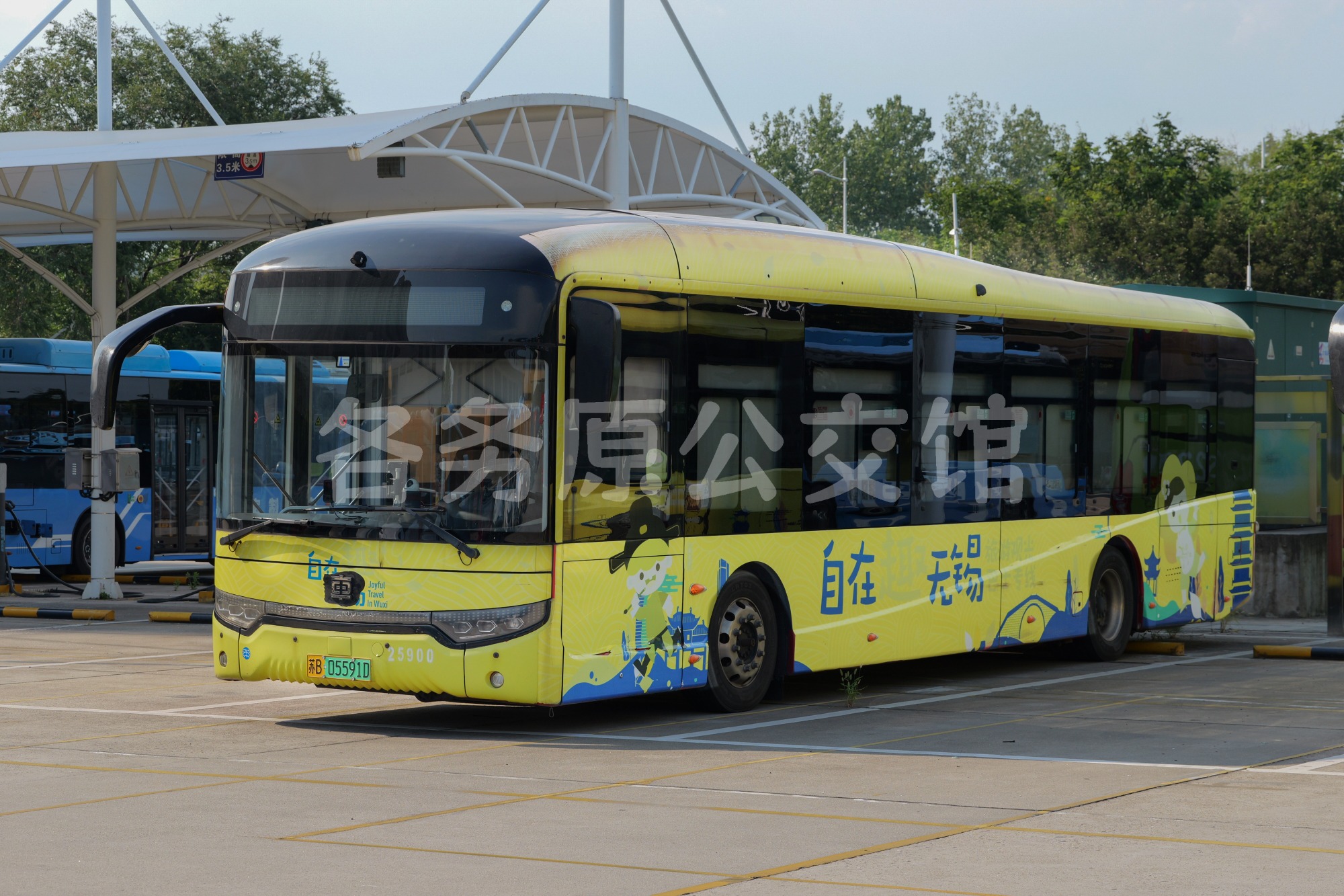 无锡公交 - TEG6126BEV01