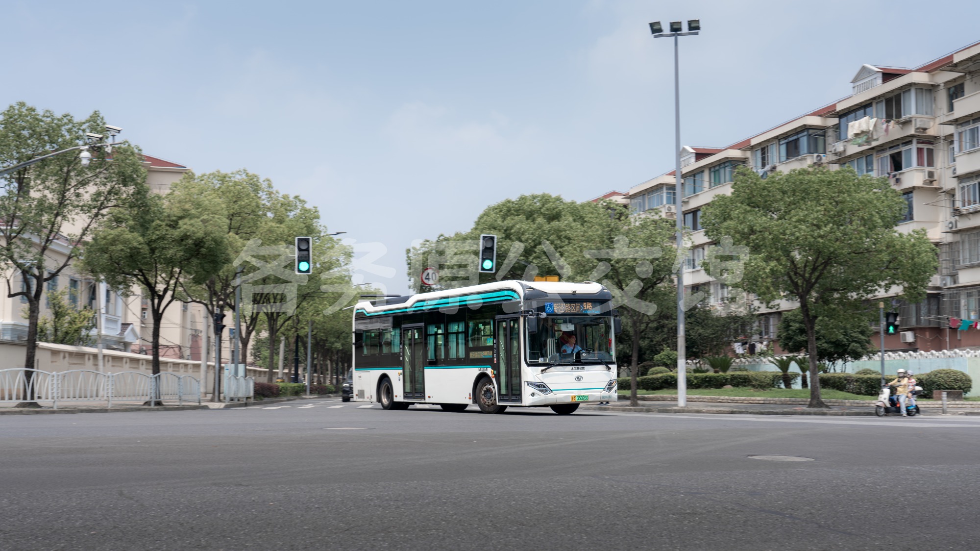 久事公交 - SXC6106GBEV2
