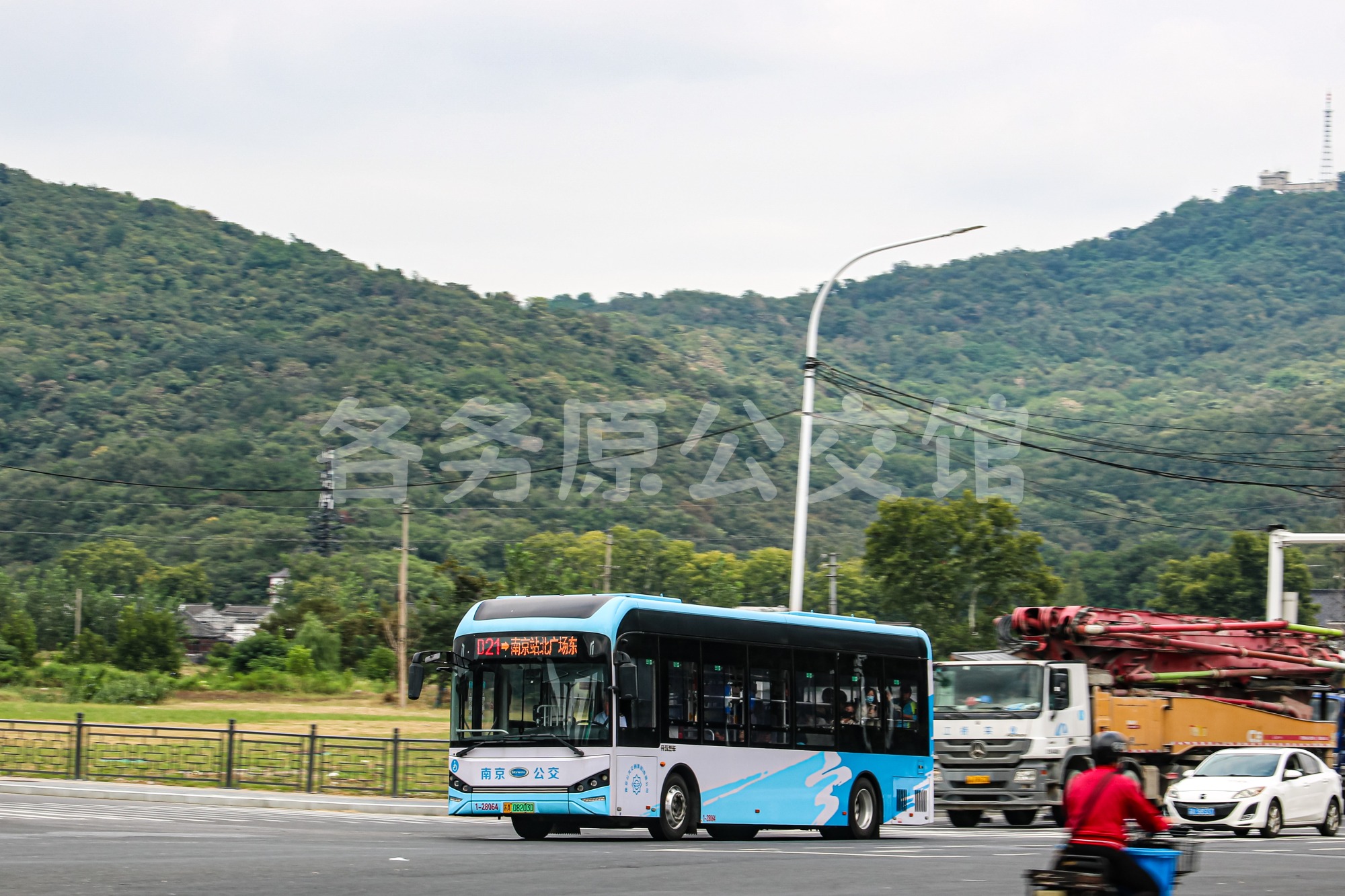 NJL6106EV3图片