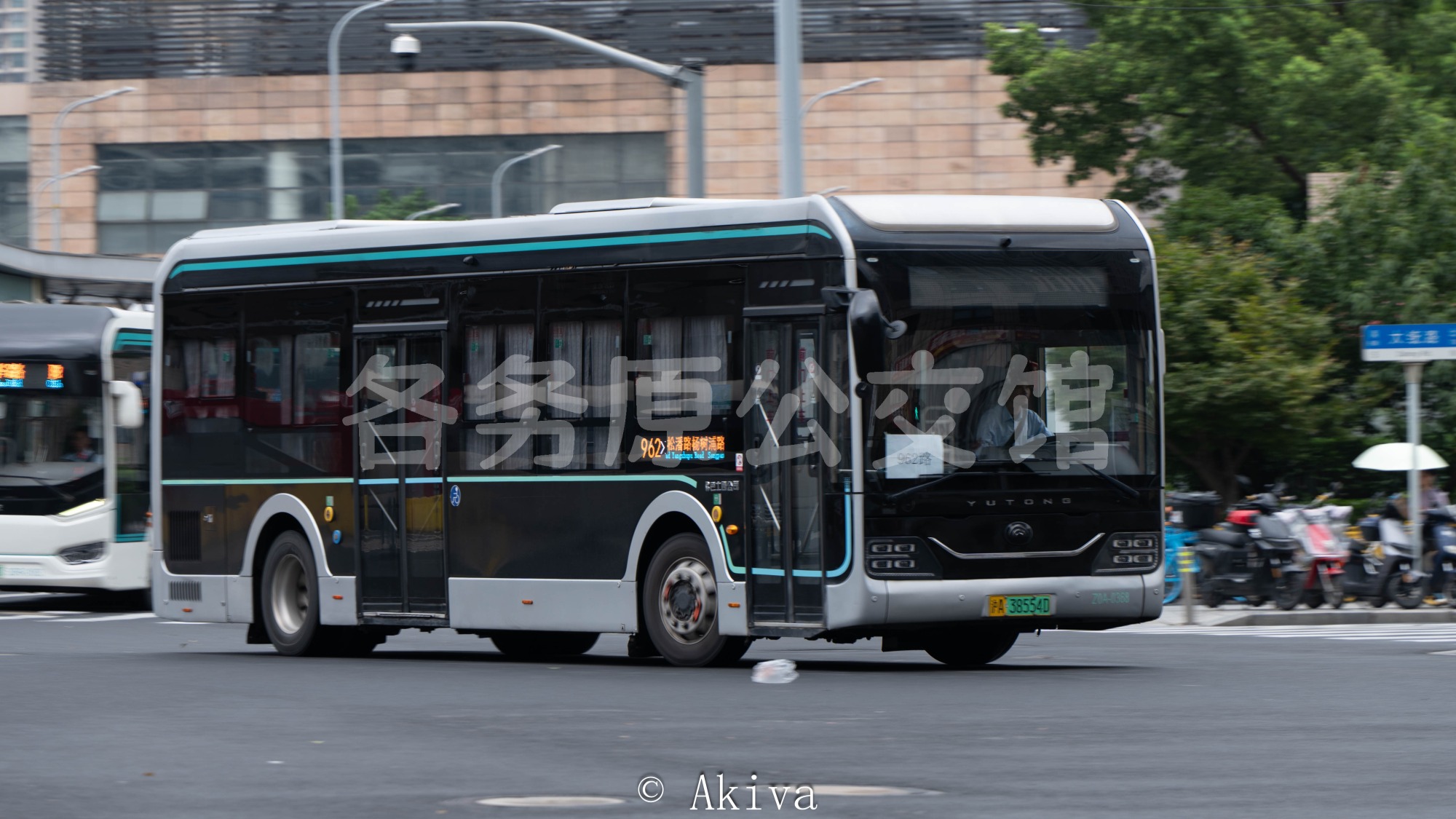 久事公交 - ZK6106BEVG1