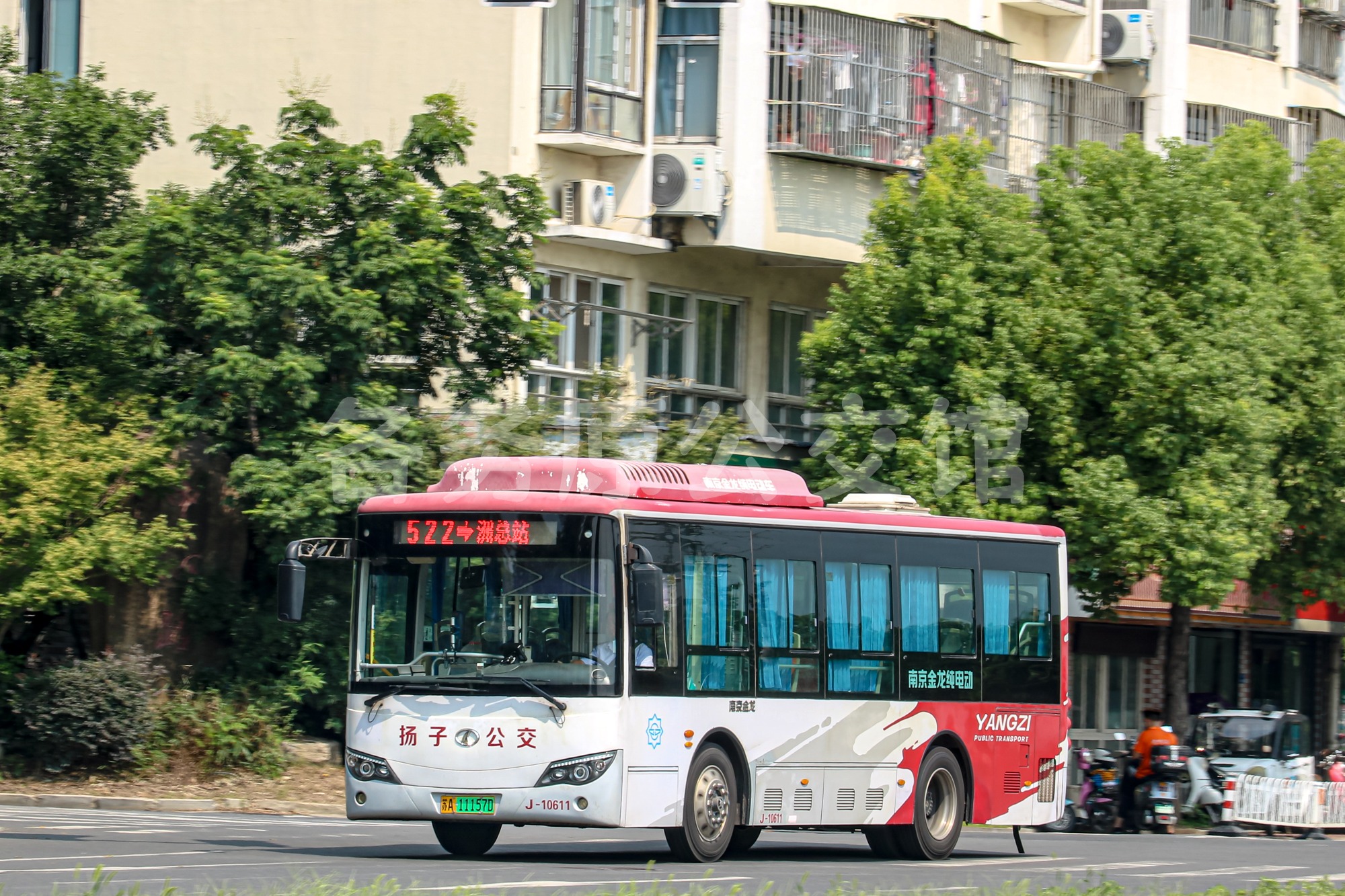 NJL6859BEV1图片