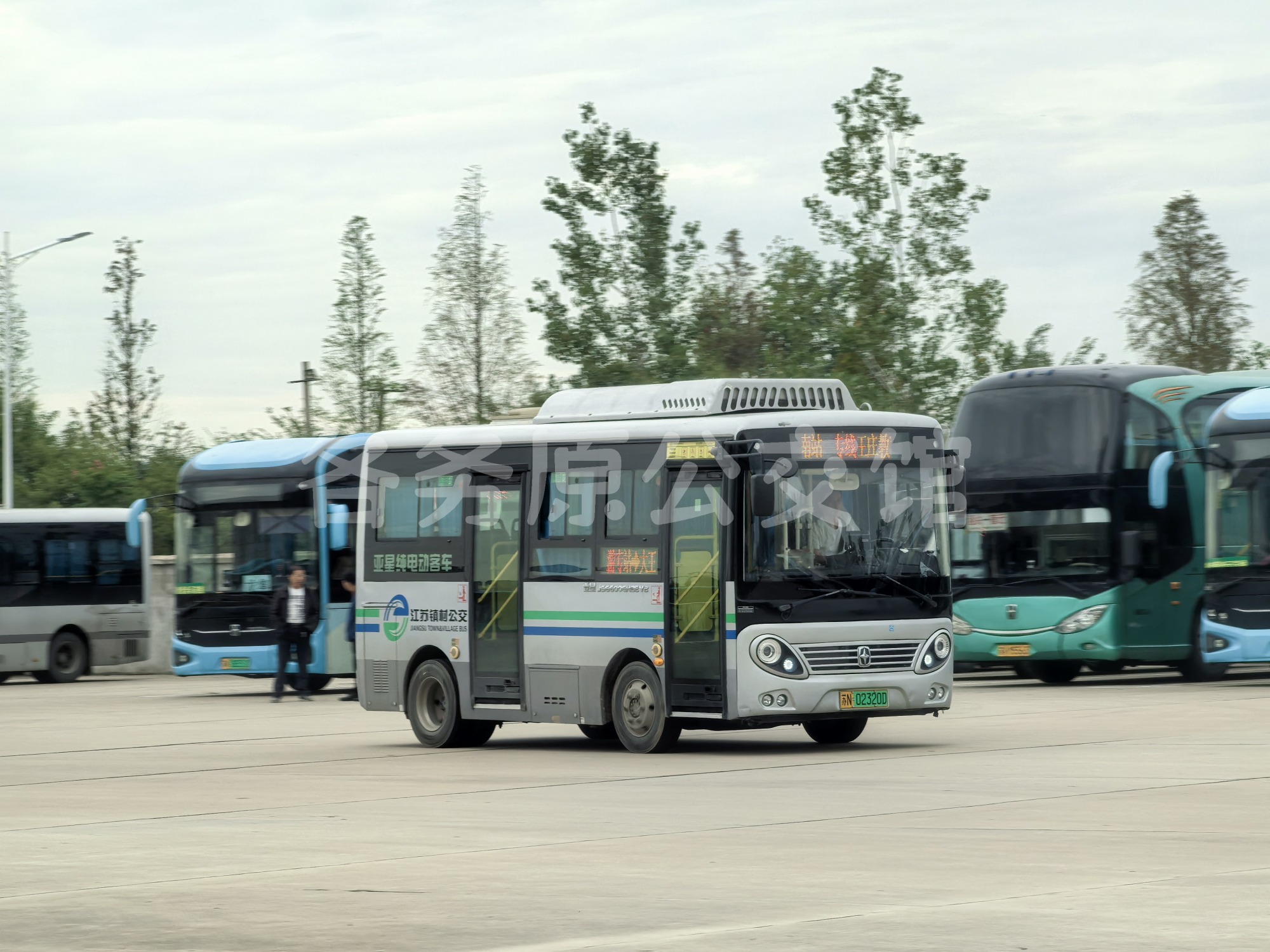 金路桥客运 - JS6600GHBEV2