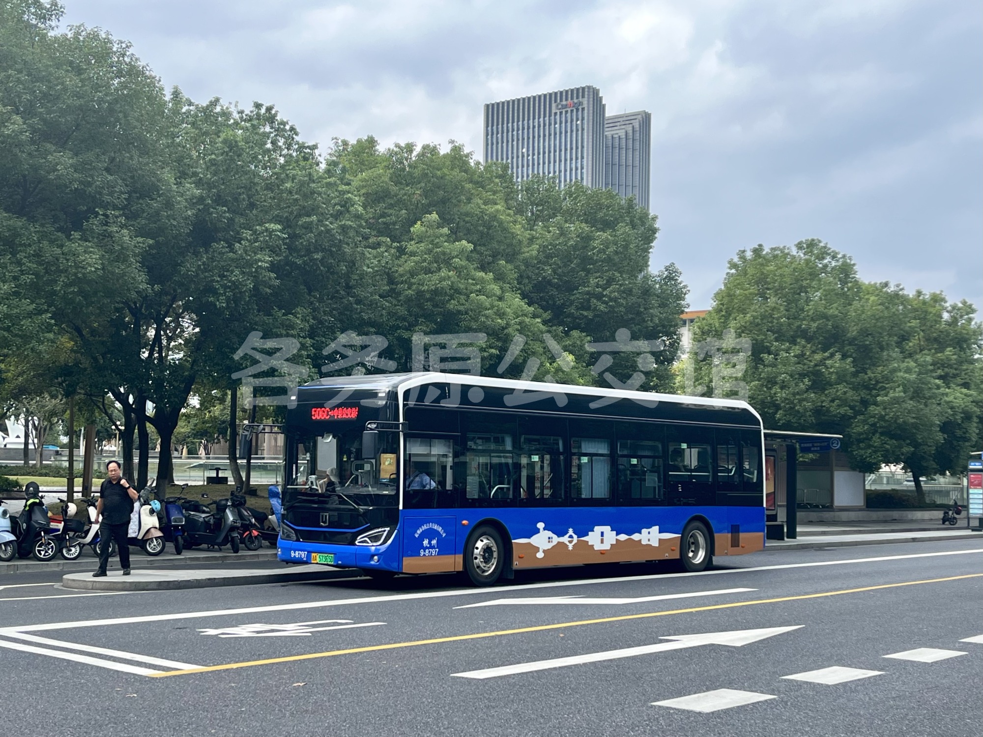 热门图片